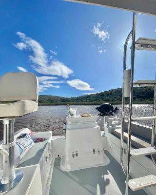 Houseboats - Living The Breede - Valid Skippers License compulsory