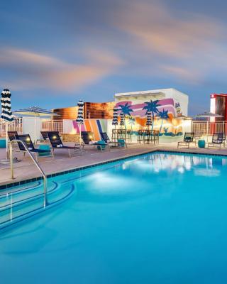 SpringHill Suites by Marriott Las Vegas Convention Center