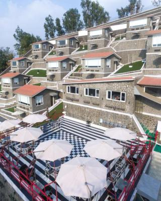 360 South, Khandala
