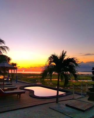 Double'A beach house