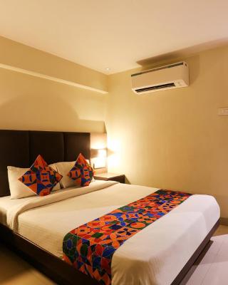 FabHotel West inn - Nr Mumbai International Airport