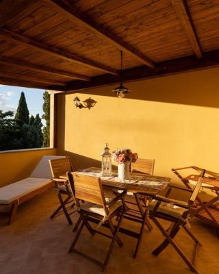 Lajatico Rentals - Terrazza sul Tramonto del Silenzio