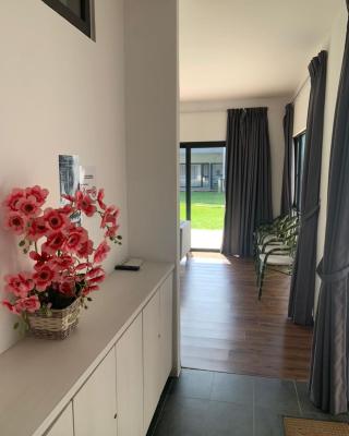 MF Roxy Beach Townhouse Sematan Private Unit L31