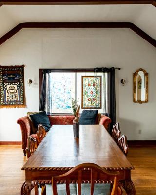 Beautiful, Historic Family Home near Lake Merritt