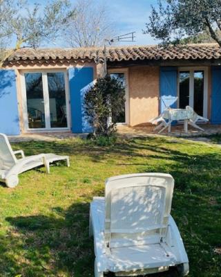 Location, piscine, animaux, jardin clôturé, parking, var, provence , wifi