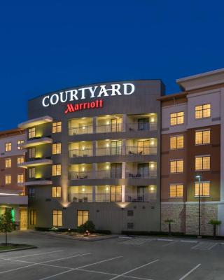 Courtyard By Marriott Houston Kingwood