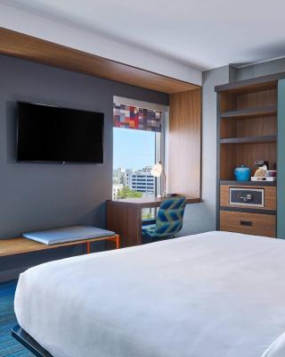 Aloft Austin Downtown