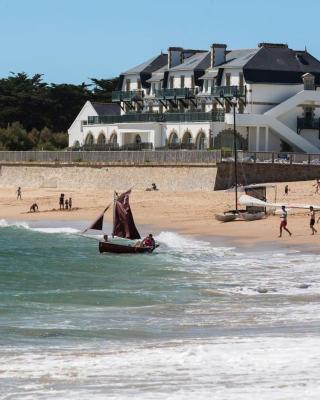 APPARTEMENT LES PIEDS DANS L'EAU