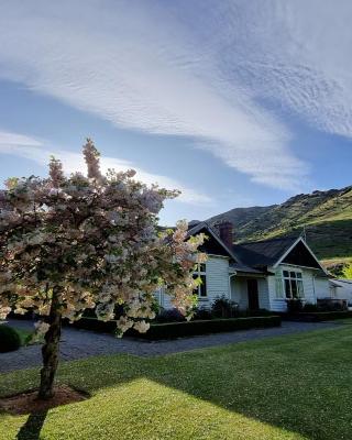 Hurunui Homestead Bed and Breakfast