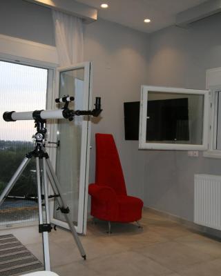 Luxury Apartment, Tranquility, Sea Views, Breeze