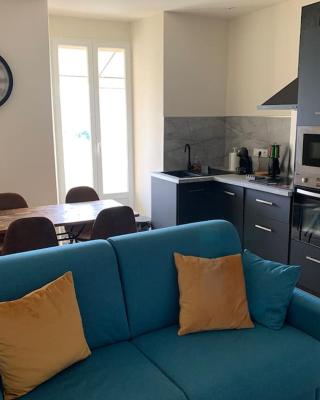 Appartement rénové vue mer - citadelle de Bastia