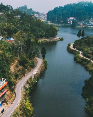 Pradhan Homestay Mirik - Homestay beside Mirik Lake