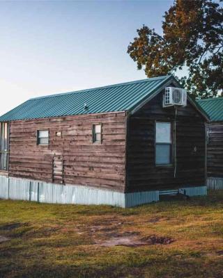 Lakefront Cedar Cabin - 7