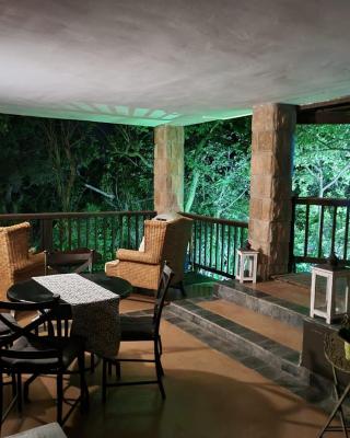 Tranquil Garden Nest