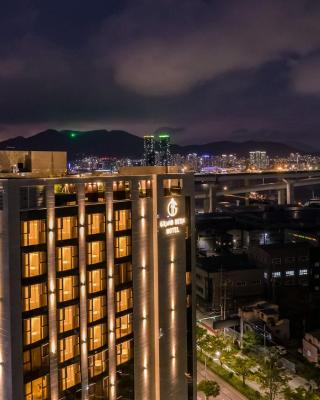 Yeongdo Grandbern Hotel
