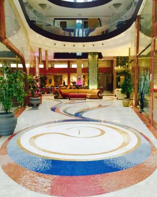 Delora Hotel and Suites
