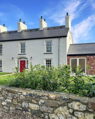 The Farmhouse at Corrstown Village