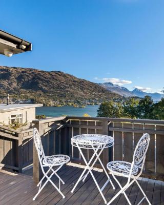 Lake and Mountain view living