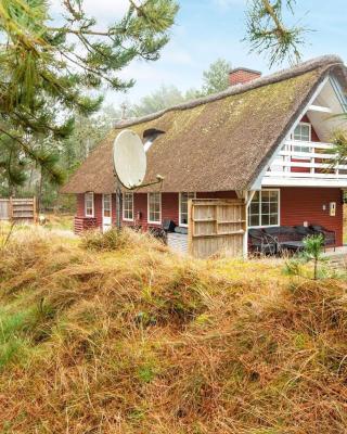 Modern Holiday Home in Rømø with Sauna