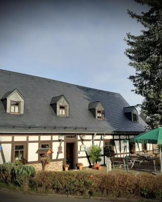 Wirtschaft & Pension Zum Huthaus