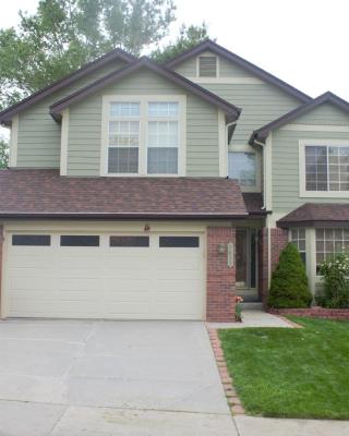 Amazing 4 Bedroom House with nice Backyard