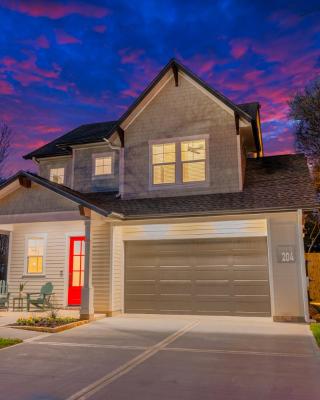The Lodge Uptown Conroe