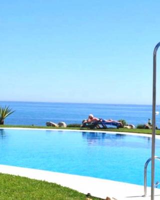MI CAPRICHO BEACHFRONT- 9F Apartment with sea views - Costa del Sol