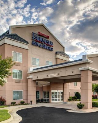 Fairfield Inn and Suites by Marriott Emporia I-95