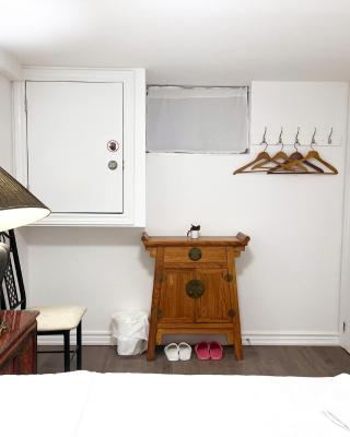 Simple & Tidy Private Rooms