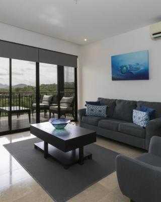 Roble Sabana 304 Luxury Apartment - Reserva Conchal