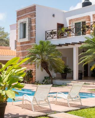Casa privada con alberca grande