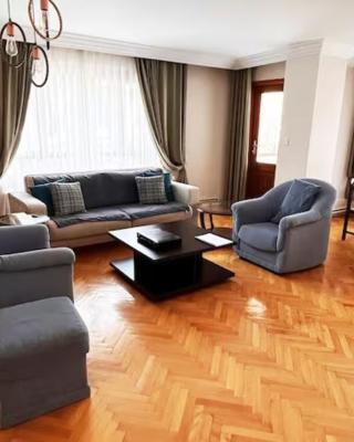 A large, comfortable flat in the best area of Ankara, Turkey