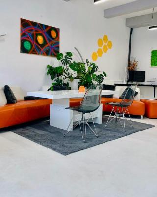 Design Family Apartment in Leiden Center 6p & baby