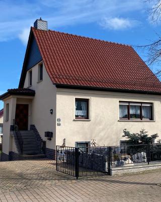 Charmantes Ferienhaus Gernrode/ Harz, Balkon, Grill, 2 Schlafzimmer