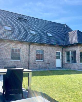 Vakantiewoning Scheewege met zwemvijver en jacuzzi