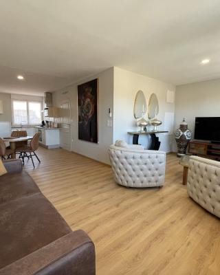 YVES SAINT LAURENT/ COCO CHANEL