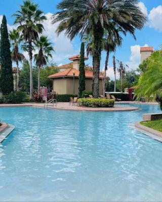 Apartment 3 BR in Tuscana Resort , 15" from Disney