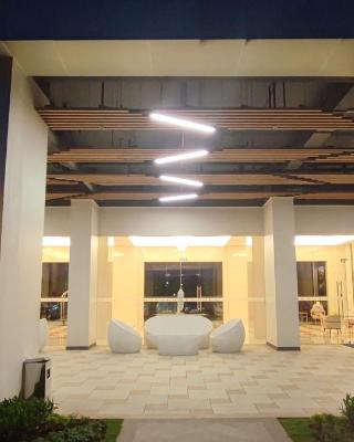 Skyhouse BSD 2 Bedroom & Studio Apartments - Perfect for ICE BSD Events