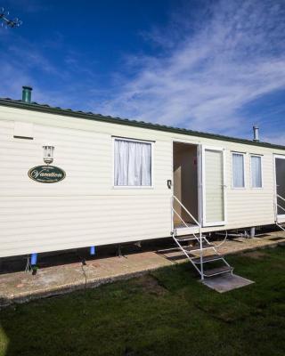 8 Berth Caravan For Hire At St Osyth Beach Holiday Park In Essex Ref 28026fi