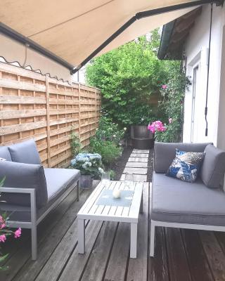 Top-2 Zimmer Ferienwohnung in Salzburg mit Terrasse