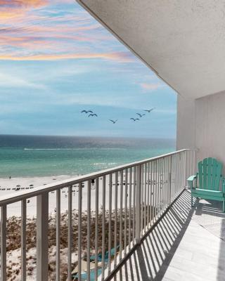 Beachfront - Renovated - Gulf view Bedroom - FLPCB5