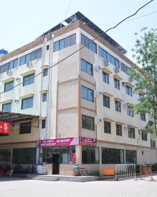 Hotel Sai Palkhi Niwara