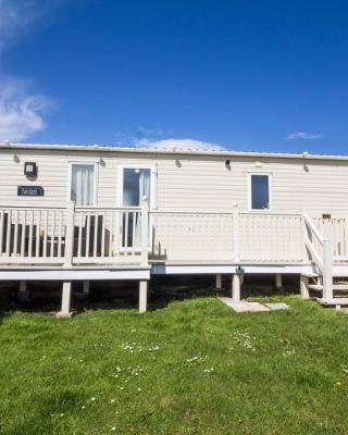 8 Berth Caravan For Hire At St Osyth Beach Holiday Park In Essex Ref 28013fi