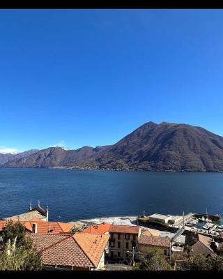 BRINA apt - Argegno Lake Como