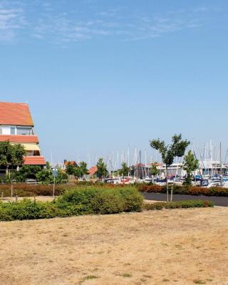 Stunning Apartment In Bruinisse
