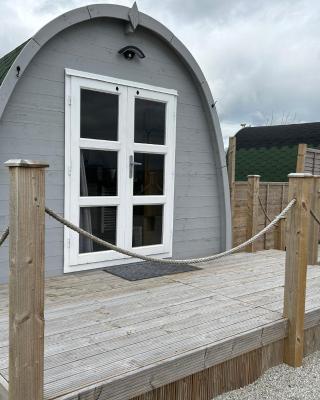 Cosy Glamping Pod with shared facilities, Nr Kingsbridge and Salcombe