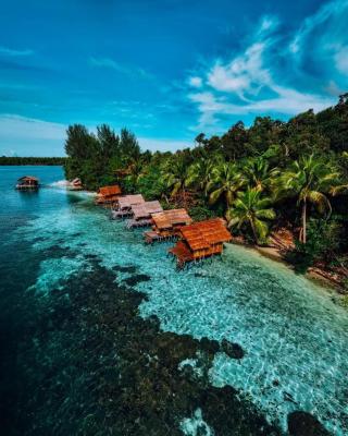 Meos Ambower Homestay Raja Ampat