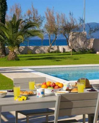 Τheano Villa