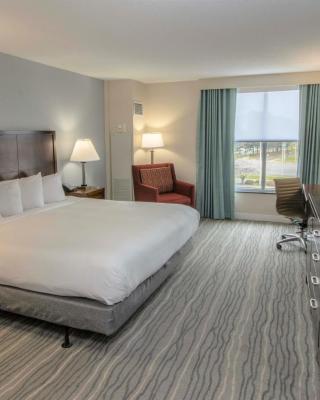 DoubleTree by Hilton Norfolk Airport