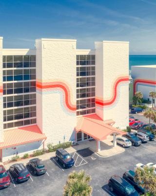 Golden Sands Oceanfront Hotel